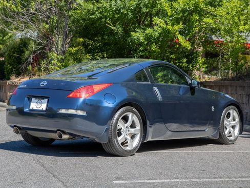 Used 2007 Nissan 350Z Coupe RWD image 5