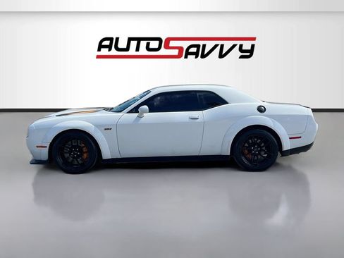 Used 2022 Dodge Challenger R/T Scat Pack RWD image 4
