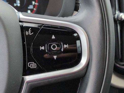 Used 2021 Volvo XC60 T5 Inscription w/ Advanced Package image 26