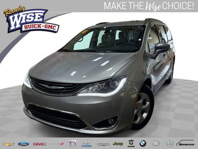 Used 2018 Chrysler Pacifica Touring-L