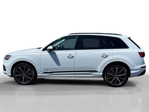 Used 2023 Audi Q7 3.0T Premium Plus w/ Premium Plus Package AWD/4WD image 2