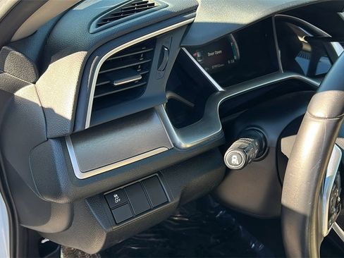 Used 2017 Honda Civic EX-L image 10