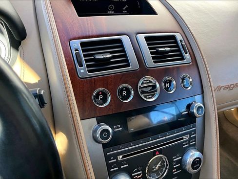 Used 2012 Aston Martin Virage Volante image 21