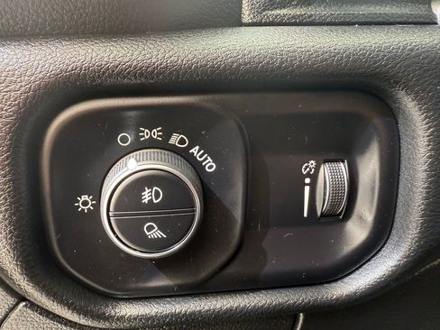 Used 2022 RAM 1500 Big Horn image 27