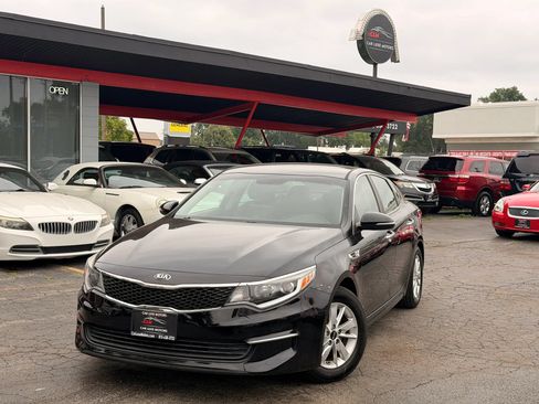 Used 2016 Kia Optima LX w/ LX Convenience Package FWD image 1
