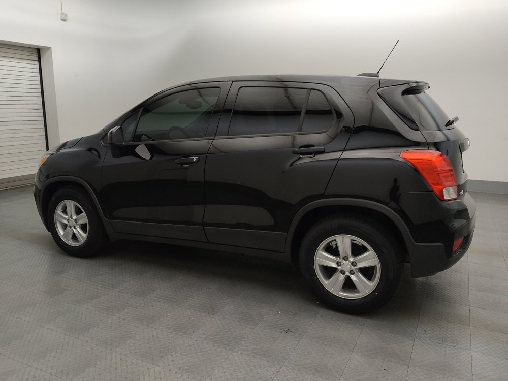 Used 2020 Chevrolet Trax LS w/ Tint and Cruise Package FWD image 3