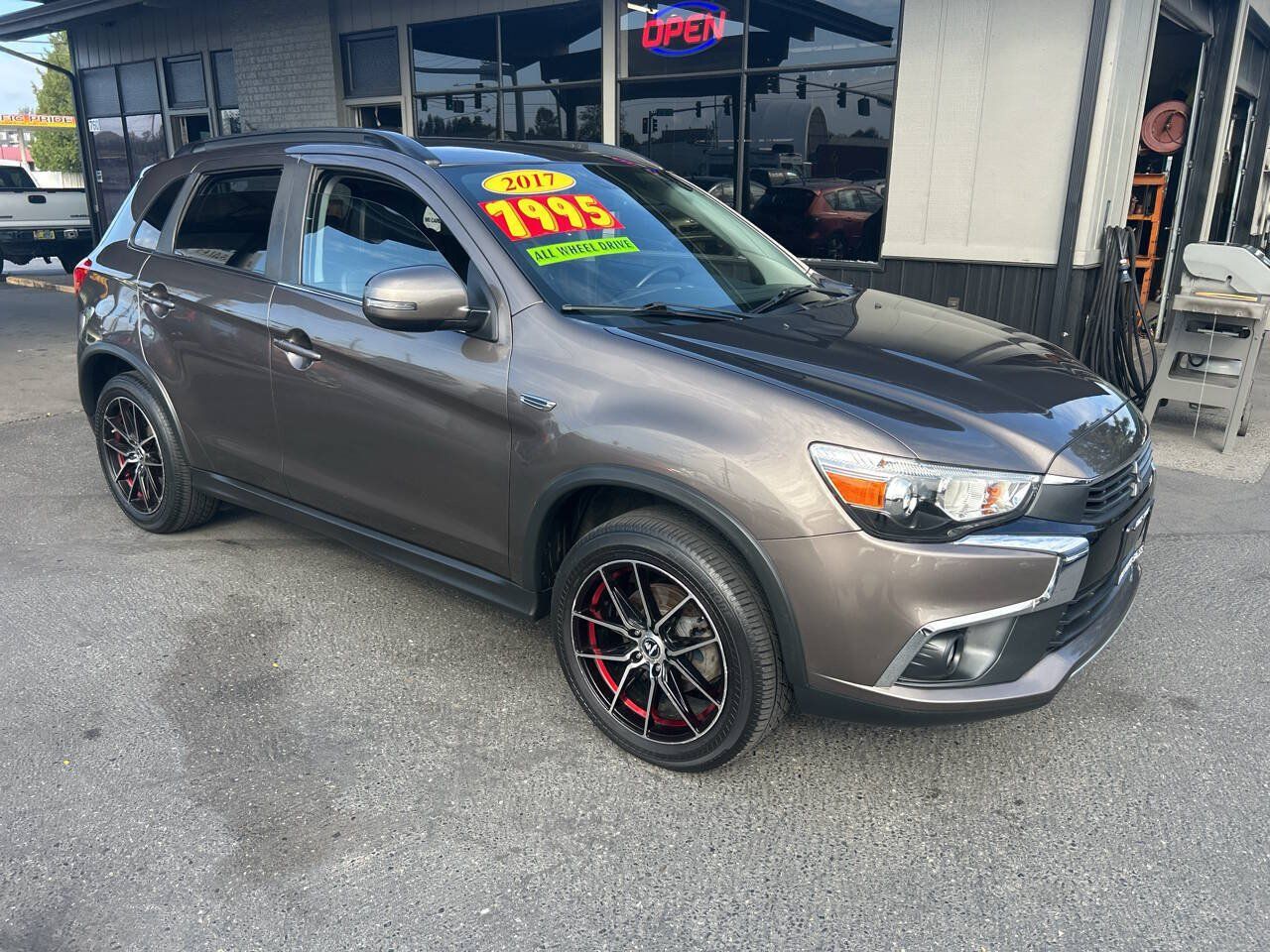 Used 2017 Mitsubishi Outlander Sport SEL AWD/4WD image 1