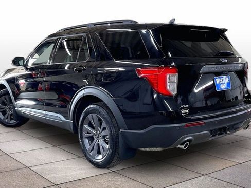 Certified 2024 Ford Explorer XLT w/ Equipment Group 202A AWD/4WD image 5