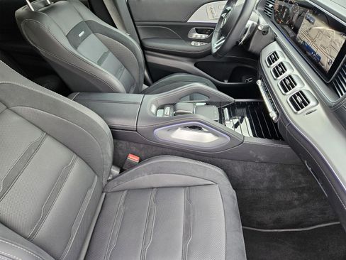 Certified 2025 Mercedes-Benz GLE 53 AMG 4MATIC image 15