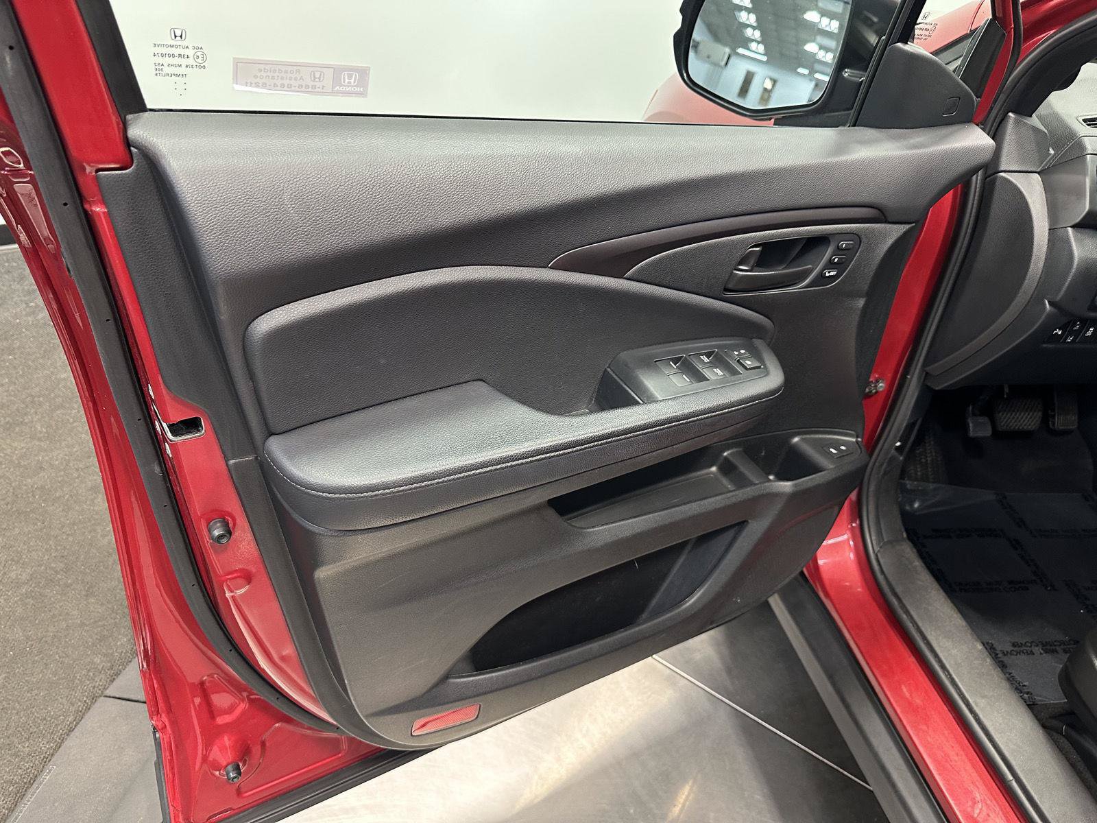 Certified 2023 Honda Passport EX-L image 9