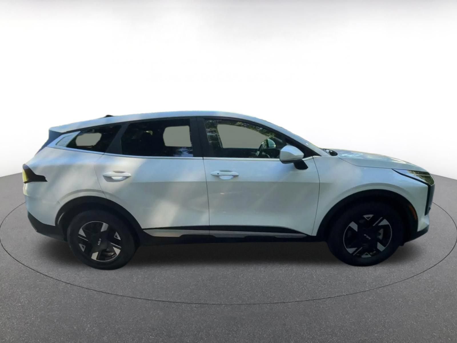 Used 2026 Kia Sportage LX FWD image 15