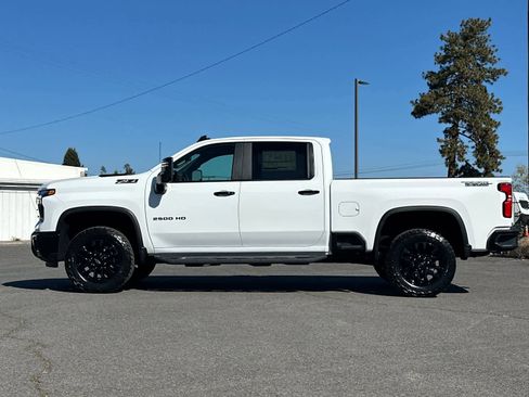 New 2026 Chevrolet Silverado 2500 LT w/ Trail Boss Package AWD/4WD image 5