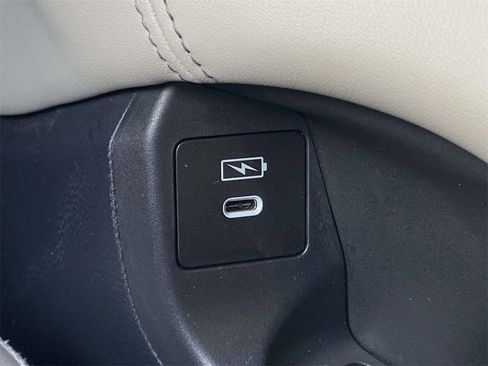 Certified 2024 Honda HR-V EX-L image 28