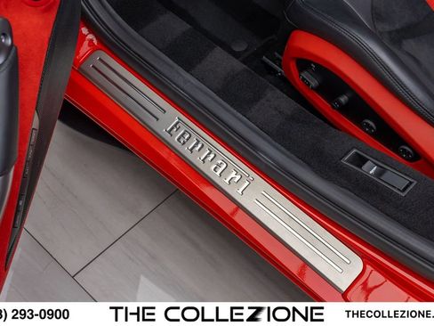 Used 2022 Ferrari F8 Tributo RWD image 56