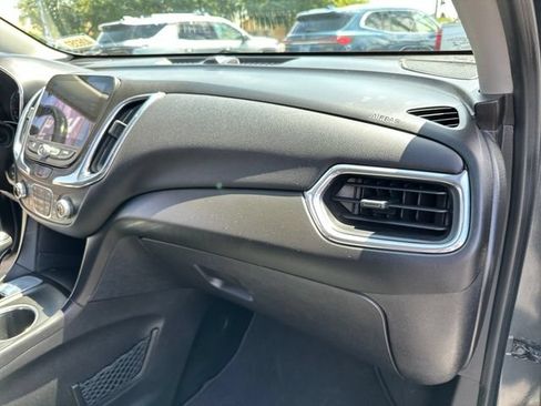 Used 2019 Chevrolet Equinox LT w/ Sun & Navigation Package FWD image 26