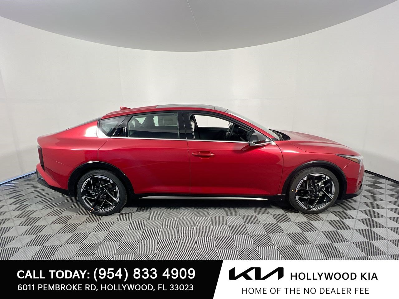 New 2026 Kia K4 GT-Line w/ GT-Line Premium Package FWD image 4
