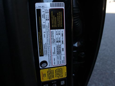Used 2020 BMW M550i xDrive w/ Executive Package AWD/4WD image 34