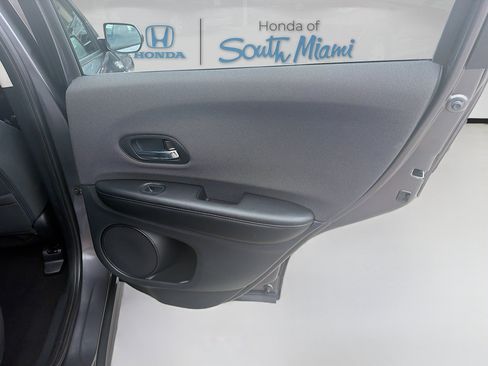 Certified 2022 Honda HR-V LX image 29