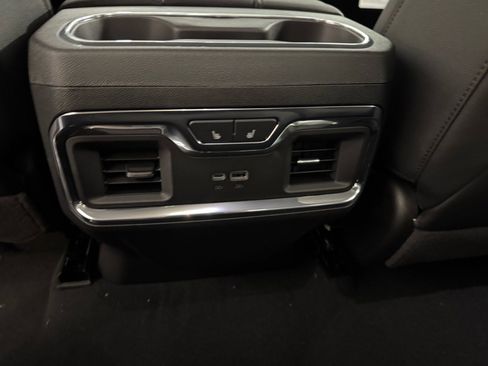New 2026 GMC Sierra 1500 SLT w/ SLT Premium Plus Package AWD/4WD image 11