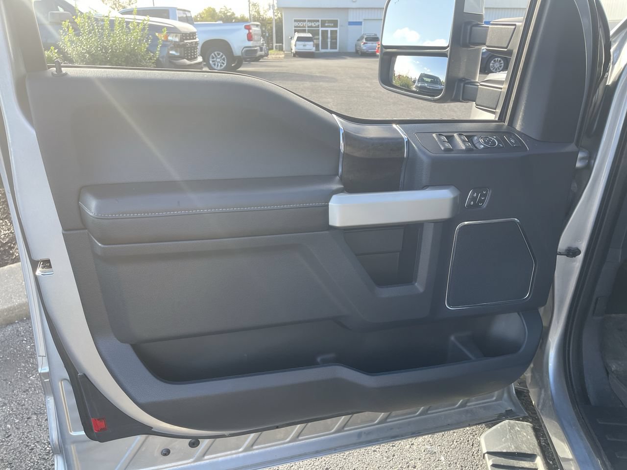 Used 2022 Ford F250 Lariat AWD/4WD image 22