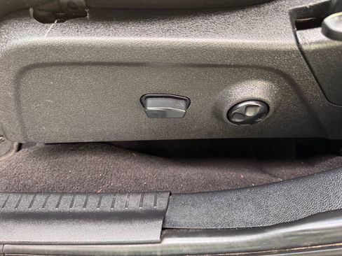 Used 2015 Dodge Journey SXT w/ Flexible Seating Group image 14