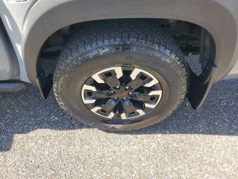 Used 2023 Nissan Frontier Pro-X w/ Pro Convenience Package image 6