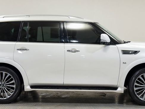 Used 2018 INFINITI QX80 2WD w/ Driver Assistance Package image 12