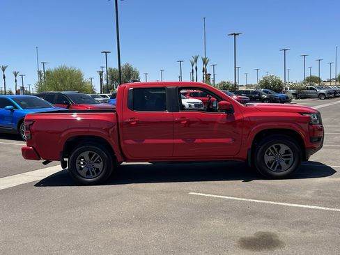 Used 2025 Nissan Frontier SV RWD image 6