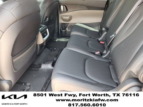New 2026 Kia Carnival EX FWD image 19