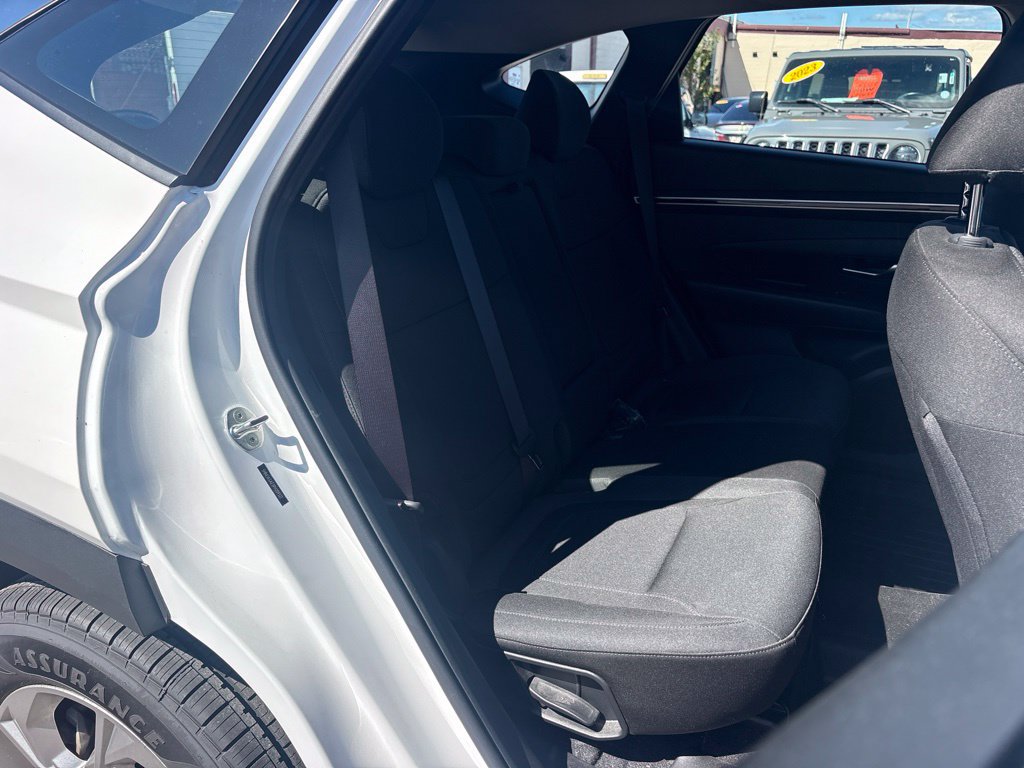 Used 2023 Hyundai Tucson SE FWD image 16