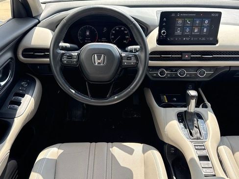 Used 2025 Honda HR-V EX-L image 8