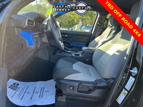 Used 2024 Toyota Tacoma TRD Off-Road image 23