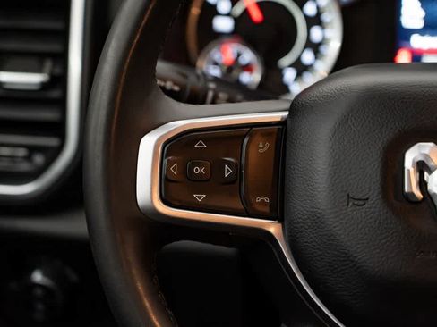 Used 2025 RAM 1500 Big Horn AWD/4WD image 15