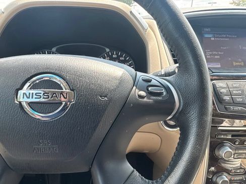 Used 2016 Nissan Pathfinder SL w/ SL Tech Package AWD/4WD image 19