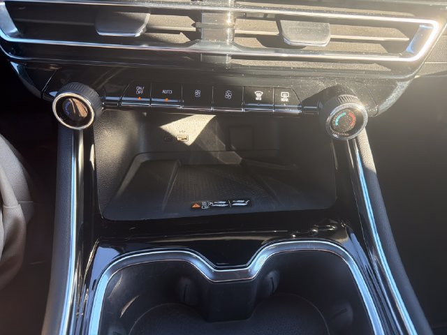 Used 2026 Chevrolet Traverse LT AWD/4WD image 22