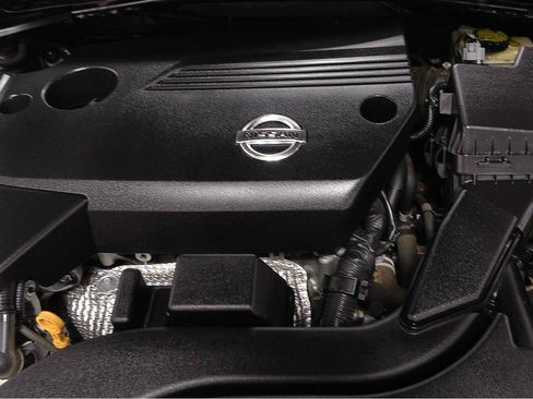 Used 2015 Nissan Altima 2.5 S w/ Power Driver Seat Package FWD image 16