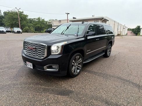 Used 2018 GMC Yukon XL Denali w/ Open Road Package AWD/4WD image 3
