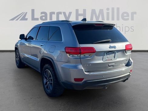 Used 2019 Jeep Grand Cherokee Limited image 3