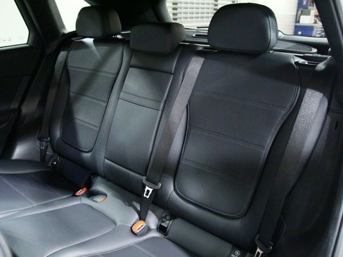 Certified 2025 Mercedes-Benz GLC 300 image 30