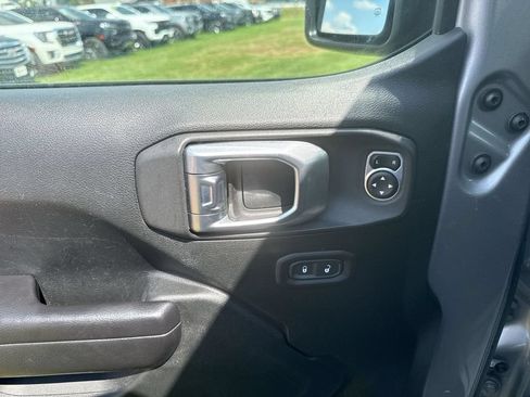 Used 2020 Jeep Wrangler Unlimited Sport S AWD/4WD image 12