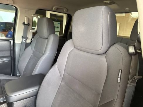 Used 2022 Nissan Frontier S w/ Technology Package AWD/4WD image 23