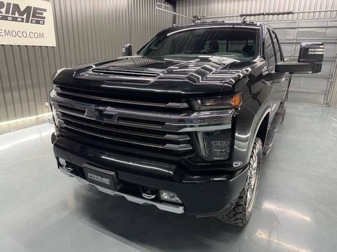 Used 2022 Chevrolet Silverado 3500 High Country w/ Z71 Off-Road Package image 9