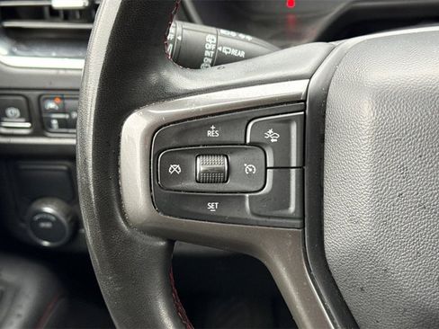 Used 2024 Chevrolet Suburban RST image 36