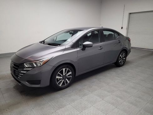 Used 2024 Nissan Versa SV FWD image 2