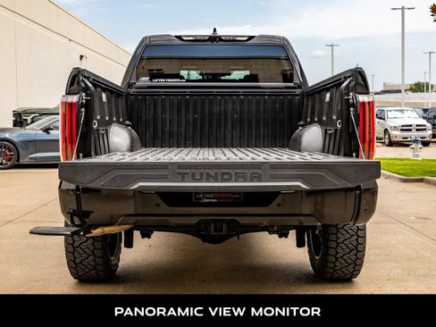 Used 2022 Toyota Tundra Platinum AWD/4WD image 9