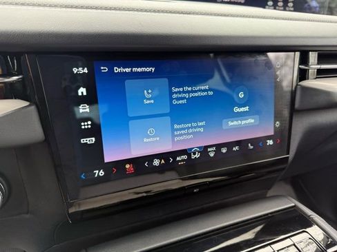 Used 2025 Lincoln Navigator Reserve w/ Jet Appearance Package image 47