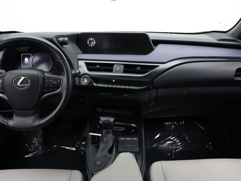 Used 2022 Lexus UX 200 w/ Accessory Package (Z1) FWD image 35