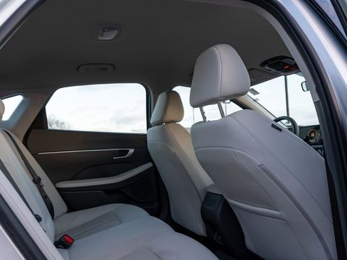 Certified 2025 Hyundai Sonata SEL image 13