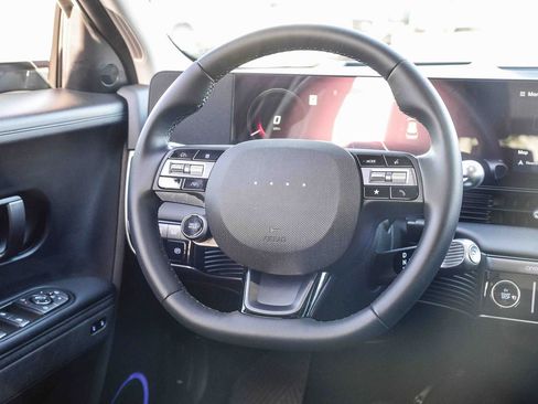 Used 2025 Hyundai Ioniq 5 Limited image 43