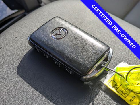 Used 2019 MAZDA MAZDA3 Preferred image 32